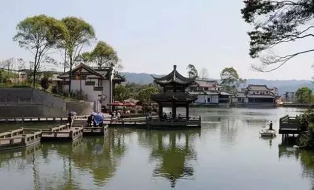 本周末去正好!泸州这3条旅游线路带你开启清凉奇遇(图2) 64008.jpg