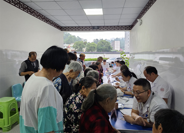 合江县中医医院：健康服务进乡镇，中医惠民暖人心！