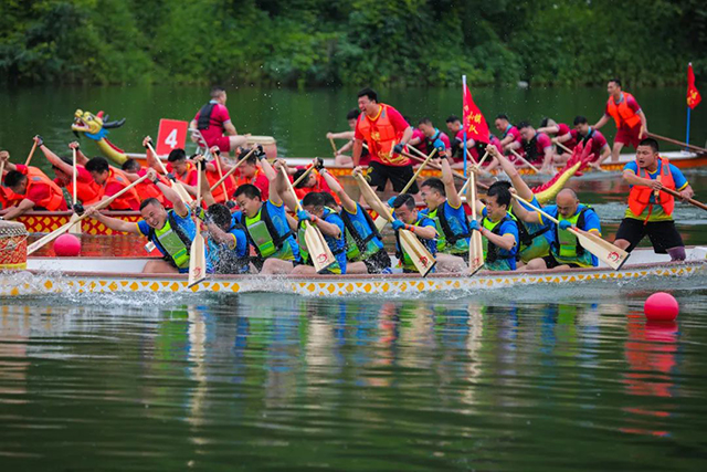 直击!宜宾这场龙舟赛好闹热!(图8) 8.jpg