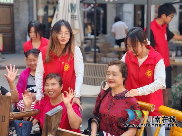 江阳区北城街道东门口社区开展端午主题文化活动