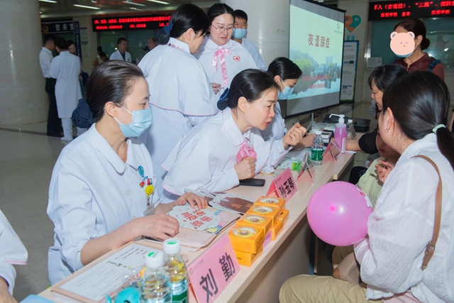 “呵护童心,与爱童行”——西南医大附院儿童节主题活动温情落幕(图8) 8.jpg