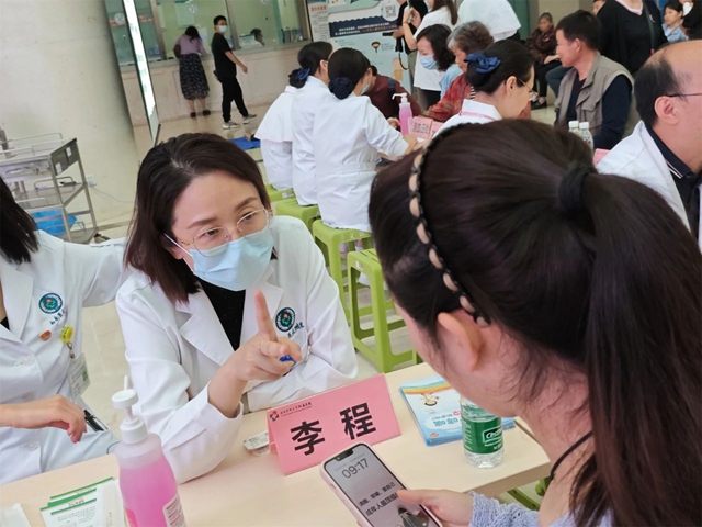 “呵护童心,与爱童行”——西南医大附院儿童节主题活动温情落幕(图13) 13.jpg