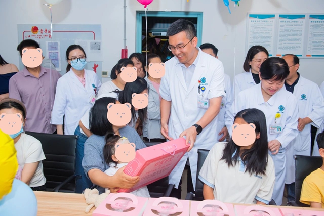 “呵护童心,与爱童行”——西南医大附院儿童节主题活动温情落幕(图4) 4.jpg
