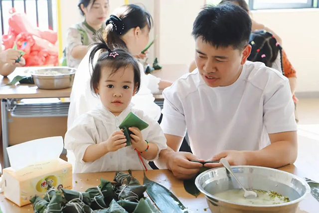 网络中国节| 当端午遇上儿童节,与“粽”不“童”的N种打开方式!(图2) 2.jpg