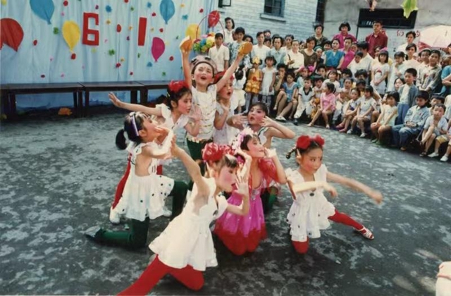 回忆杀!80、90后,还记得你的儿童节是啥样的吗?(图3) 3.jpg