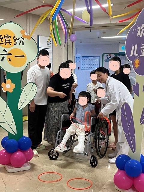 童心筑港湾,医爱化星光|西南医大附院儿童医学中心“六一”活动周守护生命星光(图7) 7.jpg