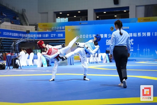 厉害了!自贡少女斩获全国青少年跆拳道冠军(图2) 2.jpg