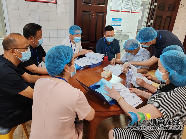 江阳区北城街道人大工委开展学校用餐安全专题调研