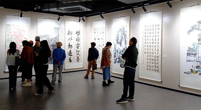 109件精品书画作品亮相泸州美术馆,周末看展去→(图4) 4.jpg