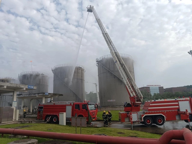 泸州市口岸物流办举办2025年口岸物流安全生产培训会和消防安全应急演练活动(图2) 口2.jpg