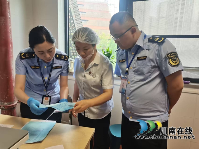 龙马潭区鱼塘市场监管所：筑牢高考考点食品安全防线，全链条监管护航学子“舌尖安全”