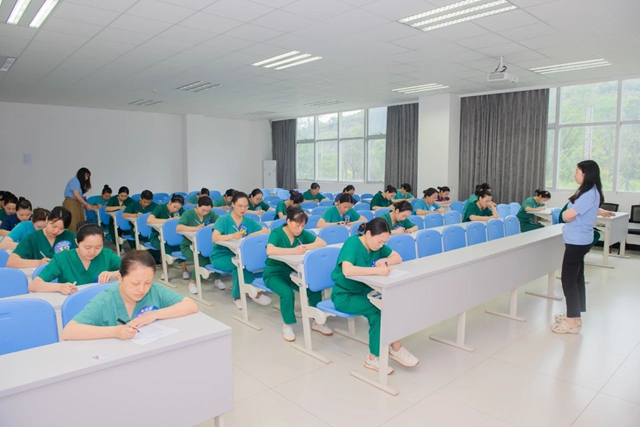 川渝16队32人“大比武”,院感管理同质化“实战”比赛在西南医大附院举行(图4) 4.jpg