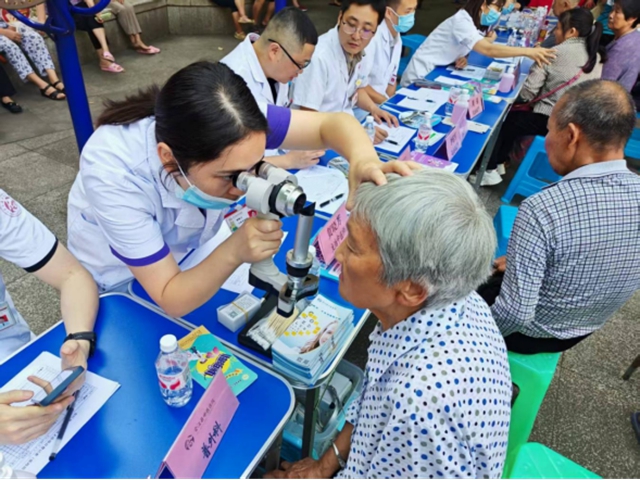 合江县中医医院医共体开展2025年“百市千县”中医药文化惠民义诊活动(图3) 3.jpg