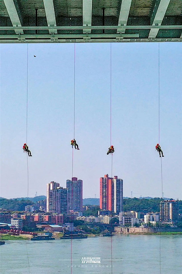 泸州市“护航·2025”综合应急实战演练举行(图2) 2.jpg