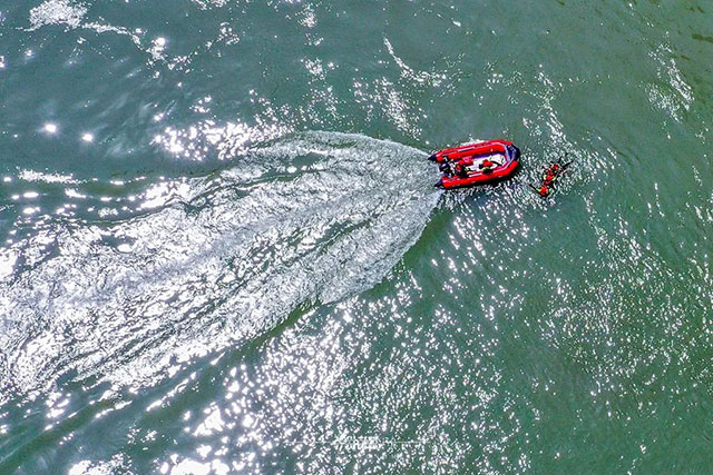 泸州市“护航·2025”综合应急实战演练举行(图8) 8.jpg