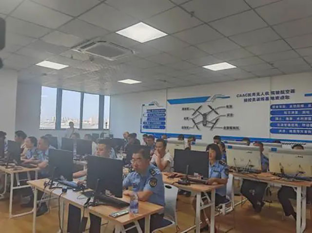 全省首创|泸州“鹰眼智巡”升空,低空经济赋能AI执法新实践(图3) 3.jpg