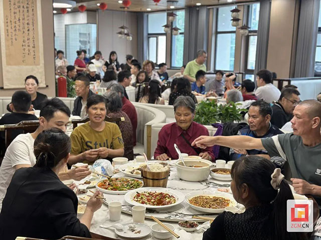 一碗富顺豆花， “吃” 出城市新经济！