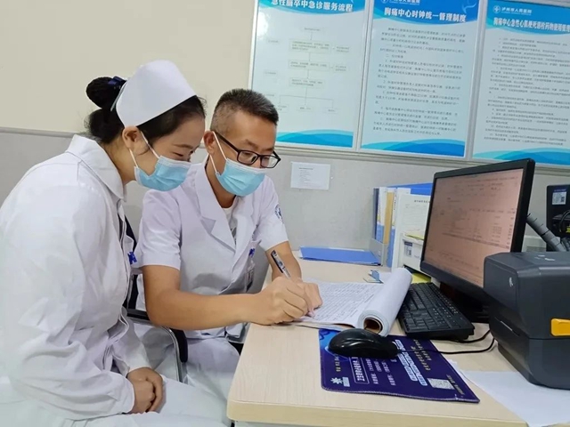 泸州市人医骆昌全获评“2025年泸州科技追光人