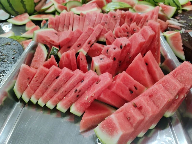 一校一景 | 劳动实践·摘西瓜!泸州这所学校的西瓜别样甜(图6) 6.jpg