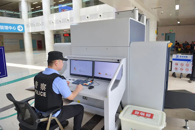 到西南医大附院看病安检不麻烦!新安检机、安检门:快、准、无辐射!(图6) 6.jpg