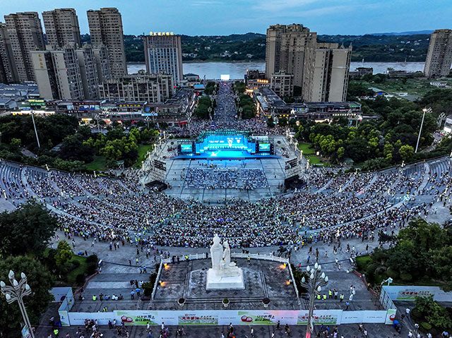 此心安处是吾乡——一枚荔枝里的古今乡愁与民心安处(图2) 图片2.jpg