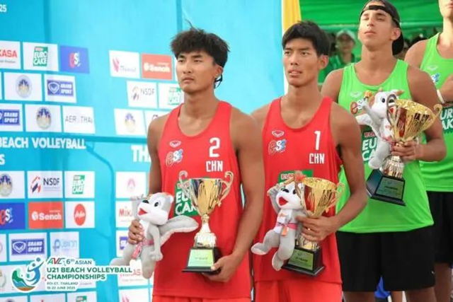 泸州籍小将毛远与搭档代表中国获得亚洲沙排锦标赛亚军