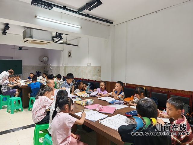 快乐不放假，成长不停歇｜龙马潭区鱼塘街道枣林园社区2025年暑期托管班正式开班