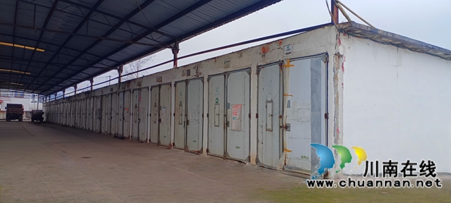 图2 定期维护烤房群.jpg