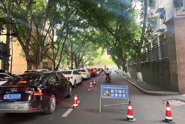 请绕行!江阳区这个路段交通管制,将持续一月(图2) 路2.jpg