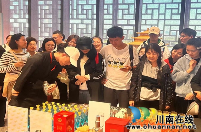 言论｜肖大齐：以六大特色场景为引擎  激活泸州白酒产业园区消费新动能