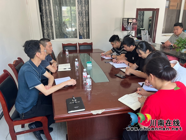 合江县:“零距离”听民声 “实打实”解民忧(图2) 微信图片_20250715182340.jpg