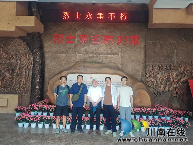 中央电视台《国家记忆》摄制组赴泸州拍摄中国抗战名镇蓝田