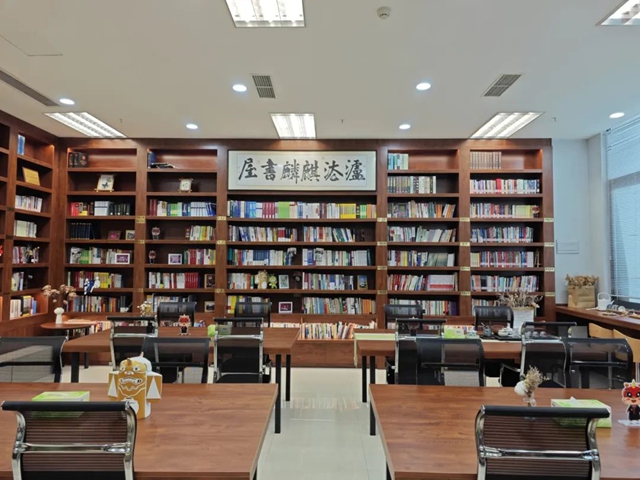 泸法麒麟·品牌地图丨城市中的法律书屋