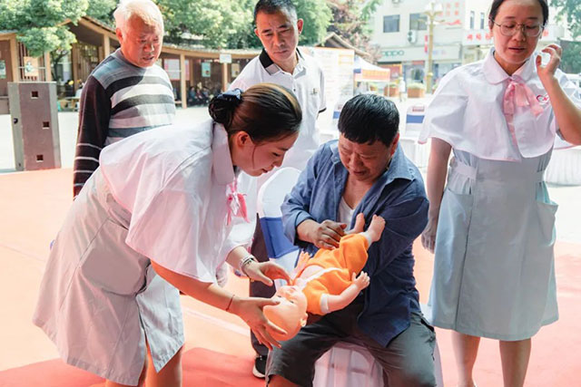 “坝坝讲”“说科普”,西南医大附院健康大礼包直送基层!(图19) 10019.jpg