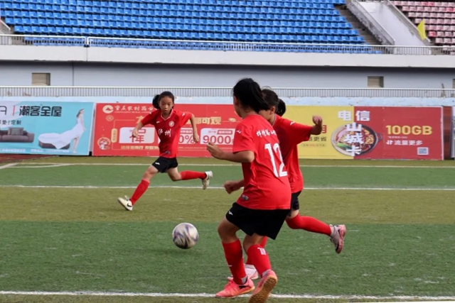 祝贺!梓小女足乙组勇夺桂冠(图2) 6402.jpg