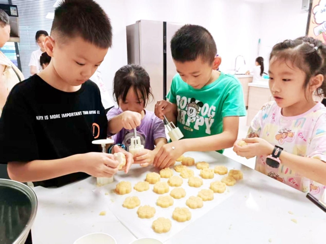 “我是小小美食家”暑期实践活动精彩回顾 (图4) 6404.jpg