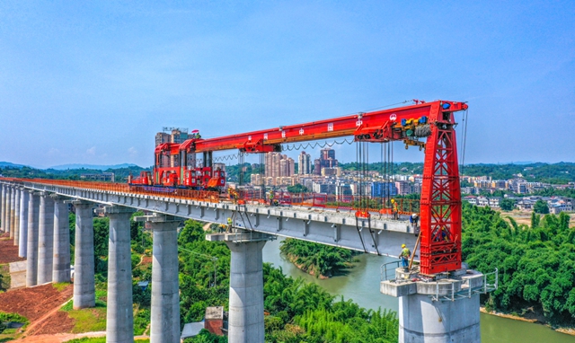 双突破！隆黄铁路隆叙段扩改项目年底通车在望