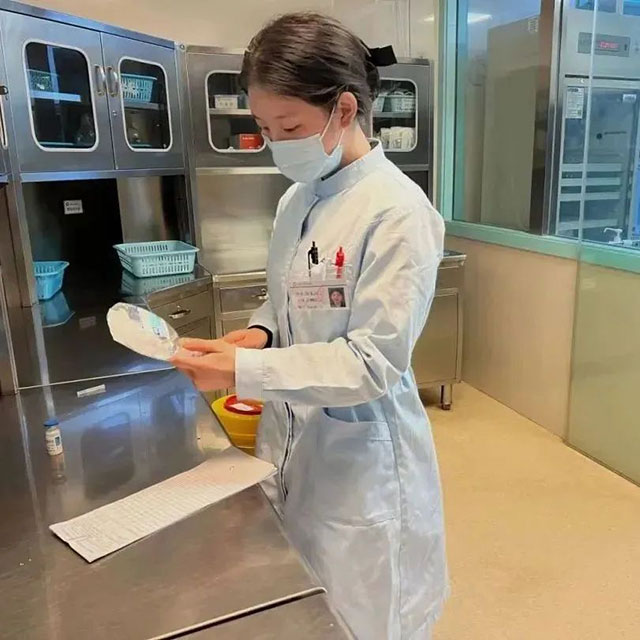 用爱心浇灌的两对连体“姐妹花”,长大后选择“医”路追随~(图3) 3.jpg