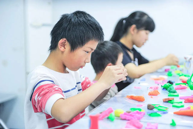 用爱心浇灌的两对连体“姐妹花”,长大后选择“医”路追随~(图12) 12.jpg