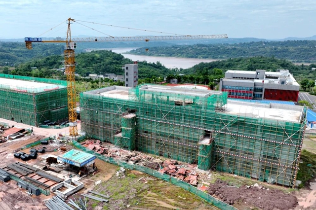 投资10亿元,泸州这个省重点项目预计年底完工(图1) 工1.jpg