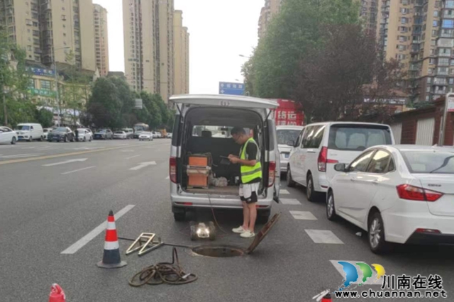 战高温!龙马潭区市政排水设施安全保障“不降温”(图3) 6402.jpg