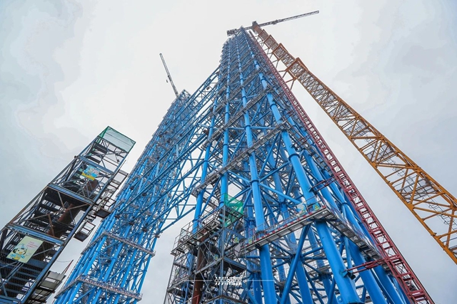 扣塔安装进入收尾阶段!泸州长江五桥建设新进展→(图4) 4.jpg