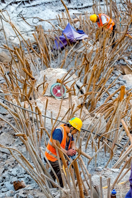 扣塔安装进入收尾阶段!泸州长江五桥建设新进展→(图6) 6.jpg