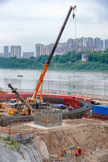 扣塔安装进入收尾阶段!泸州长江五桥建设新进展→(图10) 10.jpg