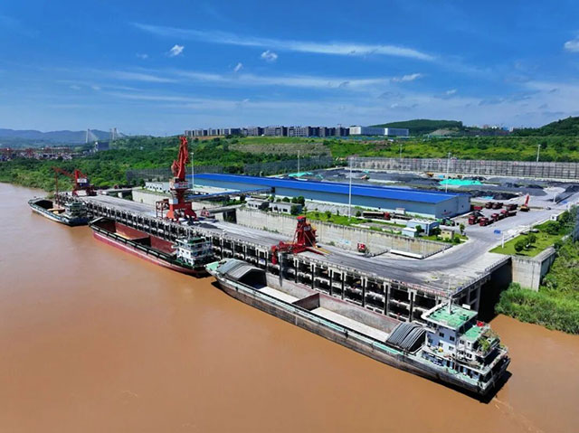 川渝携手!宜宾港航线频上新(图2) 2.jpg