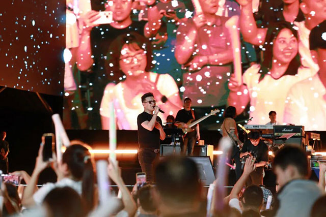 【多图直击】每一帧都是回忆!时光Classic演唱会·泸州站完美落幕!(图24) 10026.jpg