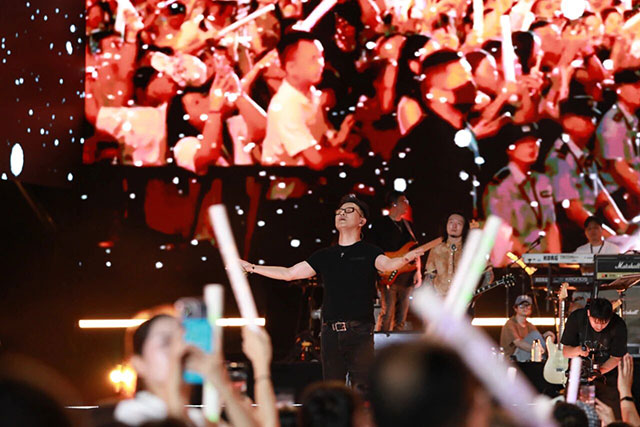 【多图直击】每一帧都是回忆!时光Classic演唱会·泸州站完美落幕!(图25) 10027.jpg