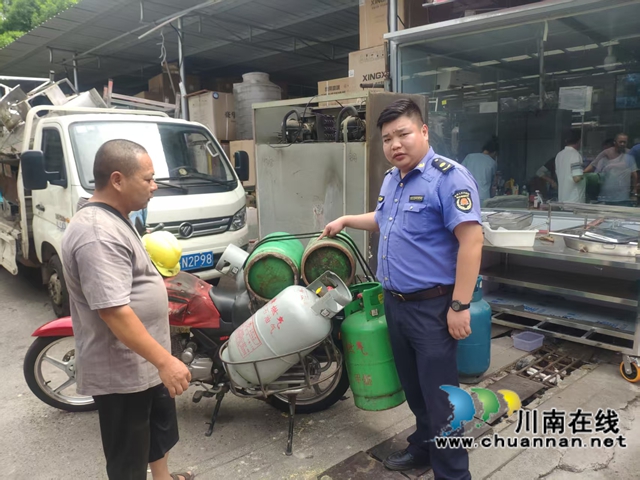 筑牢师生安全防线｜龙马潭区开展燃气安全“校园周边+校内”双巡查