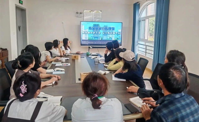 地灾科普进校园 筑牢安全“防护”墙|泸州自规系统深入各校开讲开学第一课(图11) 11.jpg