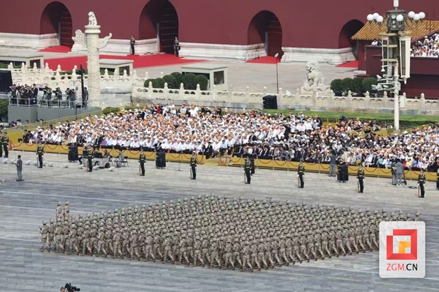 自贡小伙刘洋,光荣接受检阅!(图2) 刘2.jpg